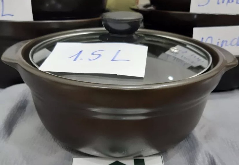 Nồi đất 1.5 lit nắp kiếng (22 x 19 x 8.5cm)