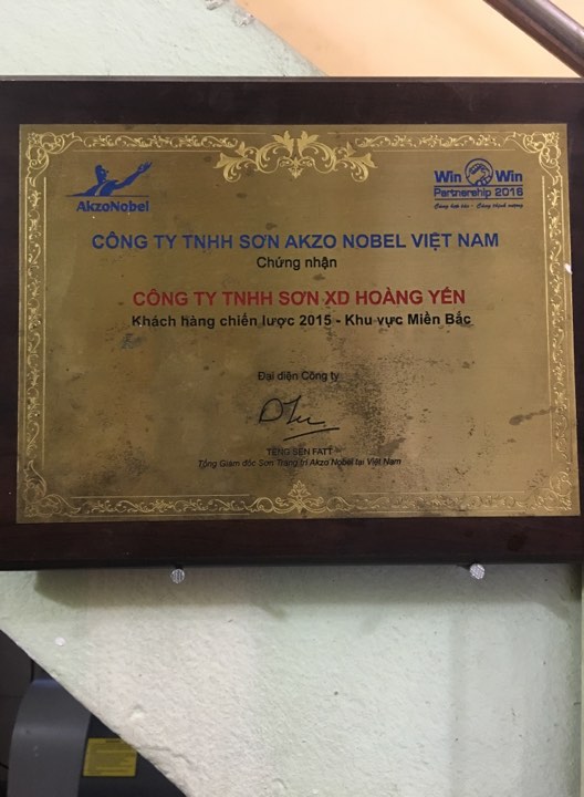 Sơn nhũ vàng  Thái Lan