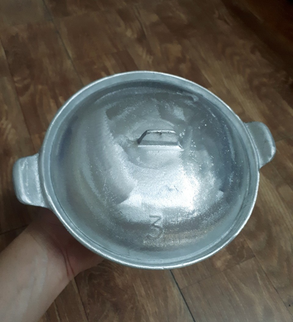 Nồi gang kho thịt cá, nấu cơm niêu 18cm ( số 3 )