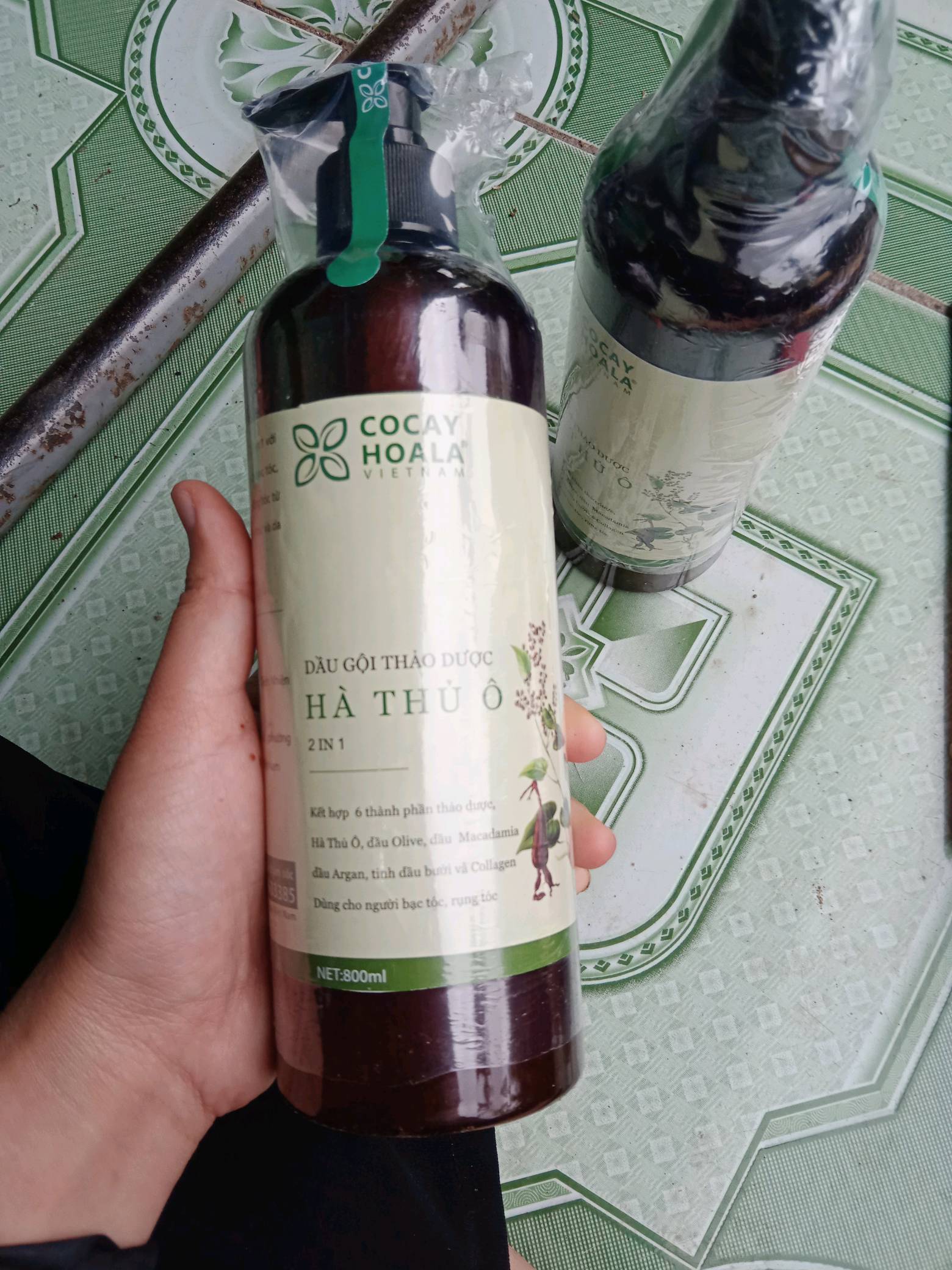 Dầu gội Hà thủ ô 500ml