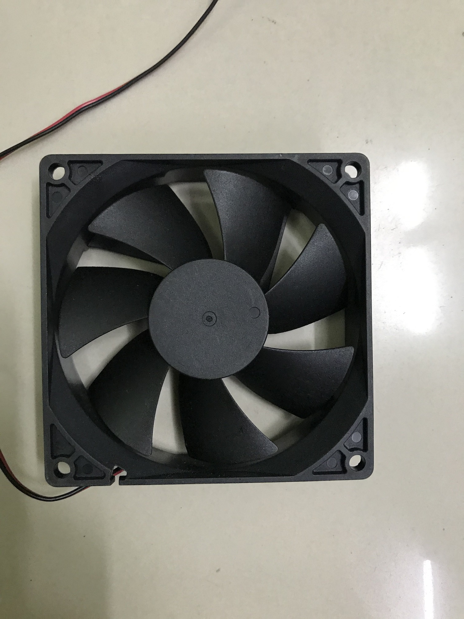 [HCM]quạt hút gió tủ lạnh DC 2 dây 24V 9x9