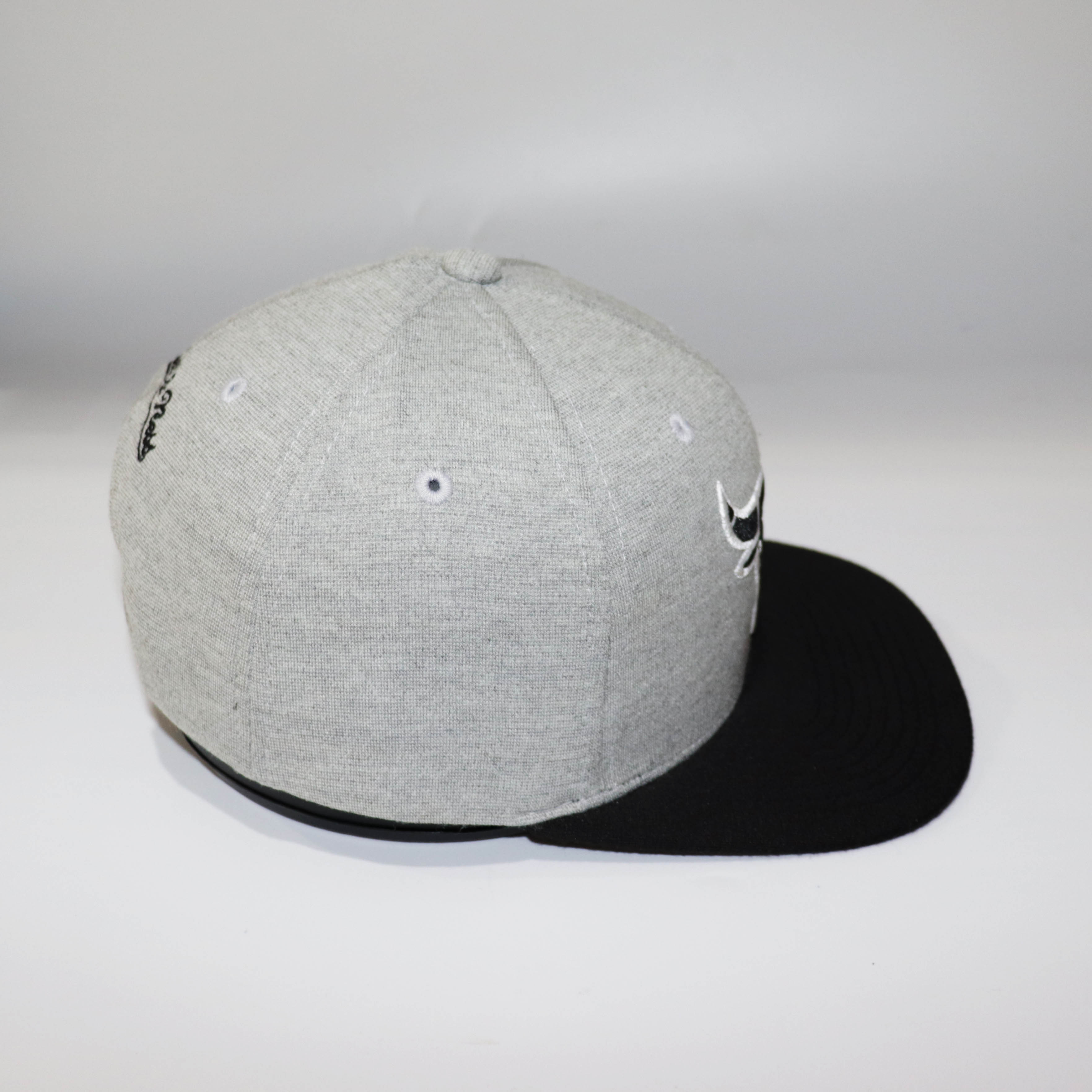 Nón Snapback NHS Bulls Xám Kết Đen BULLXam.