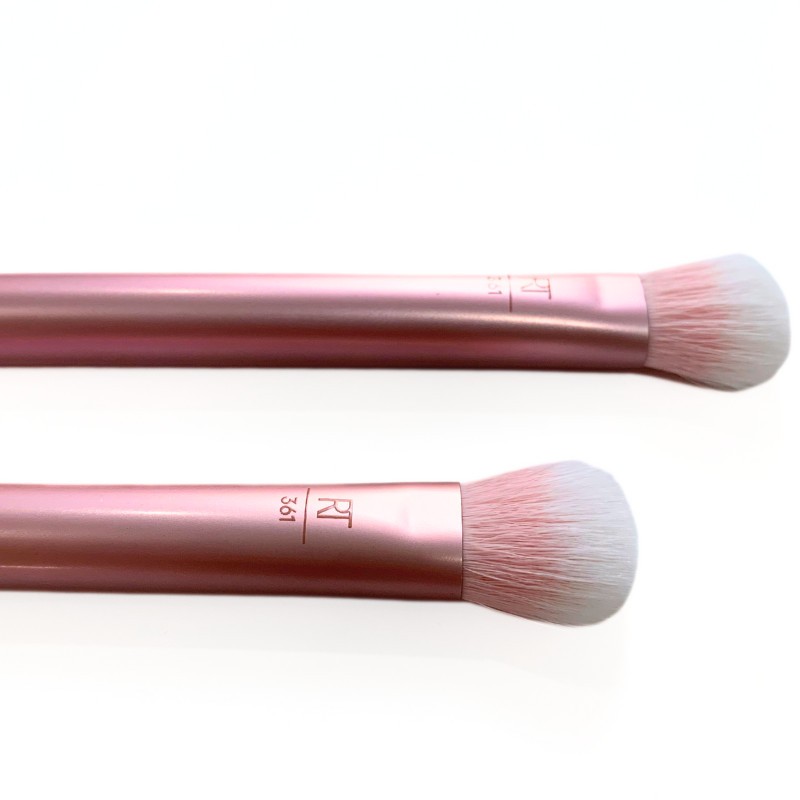 Cọ Tán Bầu Mắt Size Vừa RT REAL TECHNIQUES Daily Eye Medium Shadow