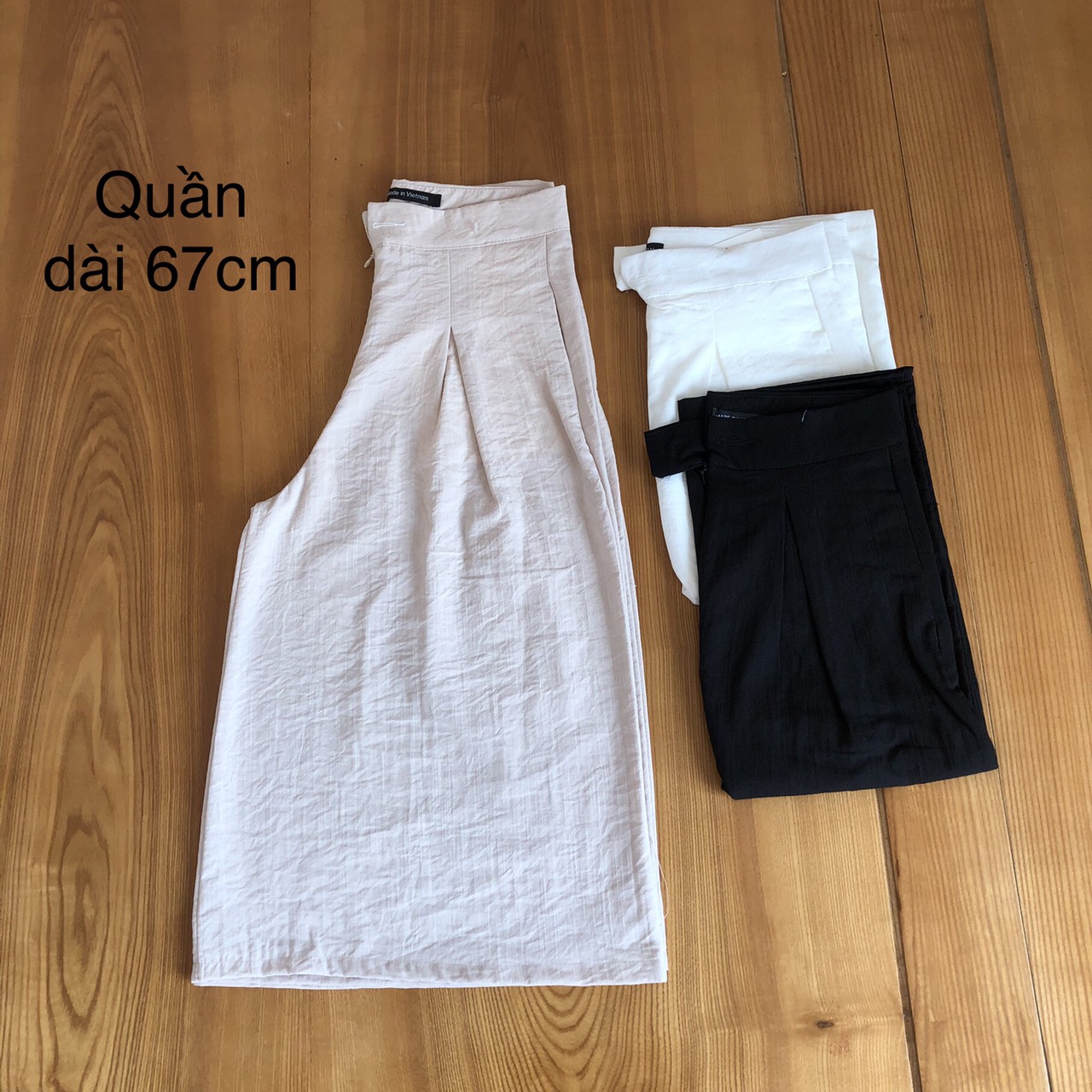 Quần đũi lửng ống rộng xếp ly