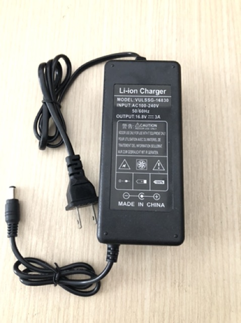 [HCM]Sạc Pin Lion 16.8V 3A có Quạt ( chuẩn AAA)