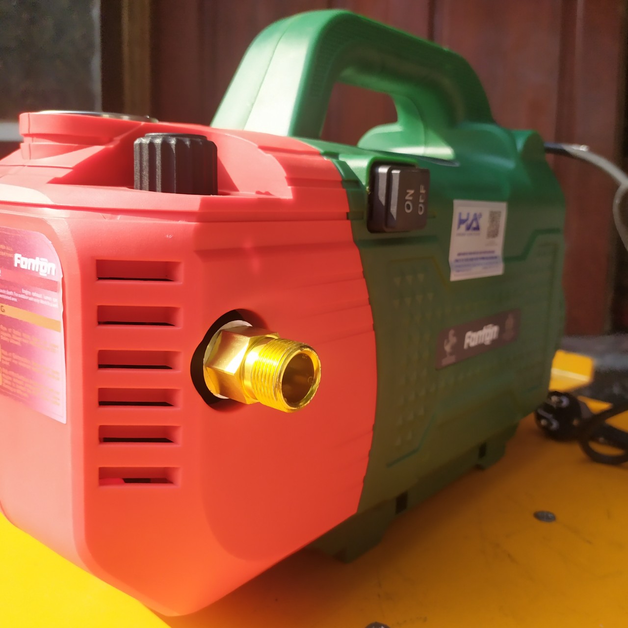 Máy Rửa Xe 3000W Fanton FT30