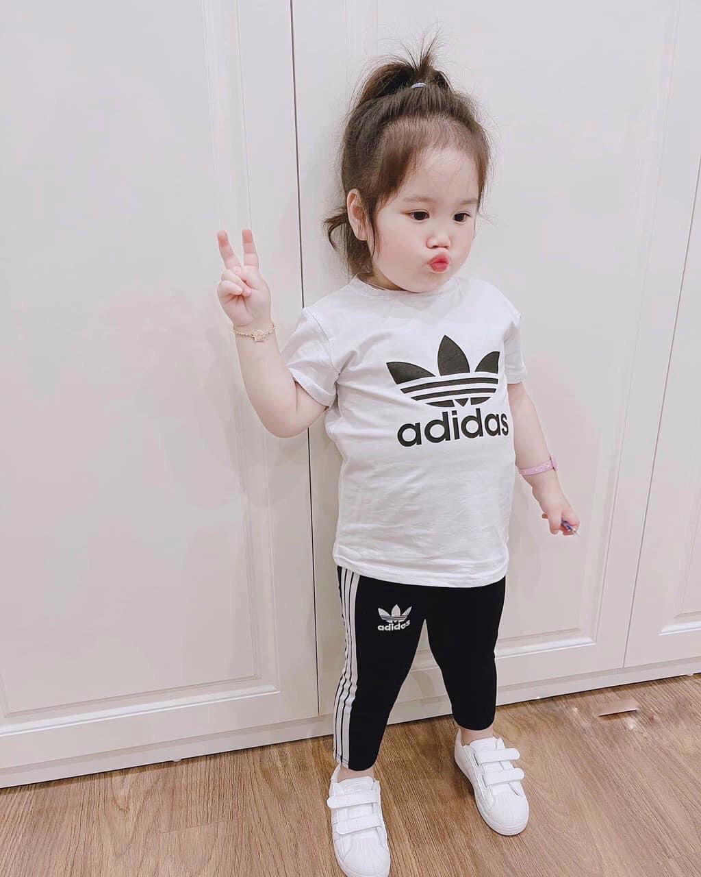 Set đồ Adidas cho bé gái