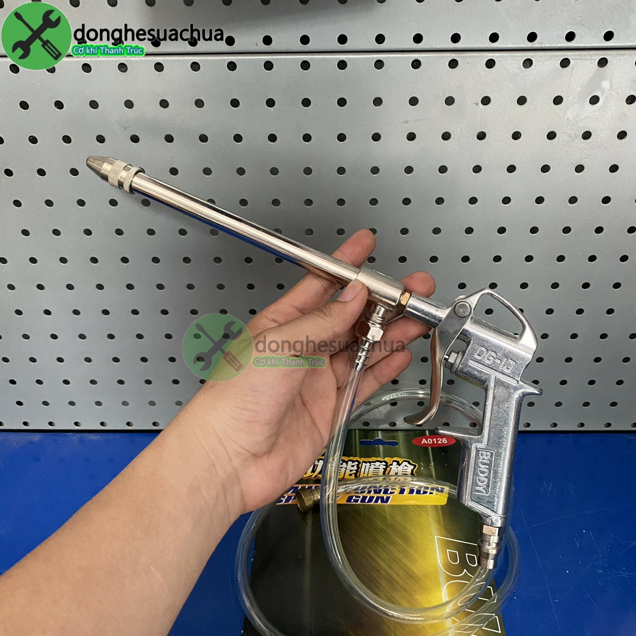 Dụng cụ xịt hơi và nước Buddy A0126