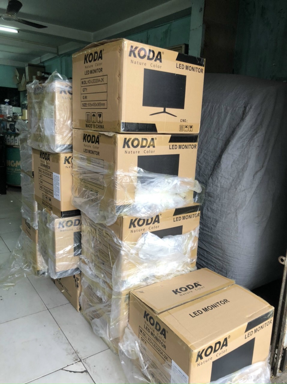 Màn hinh lcd 19.1 inch Koda Kd-led20a - 2k