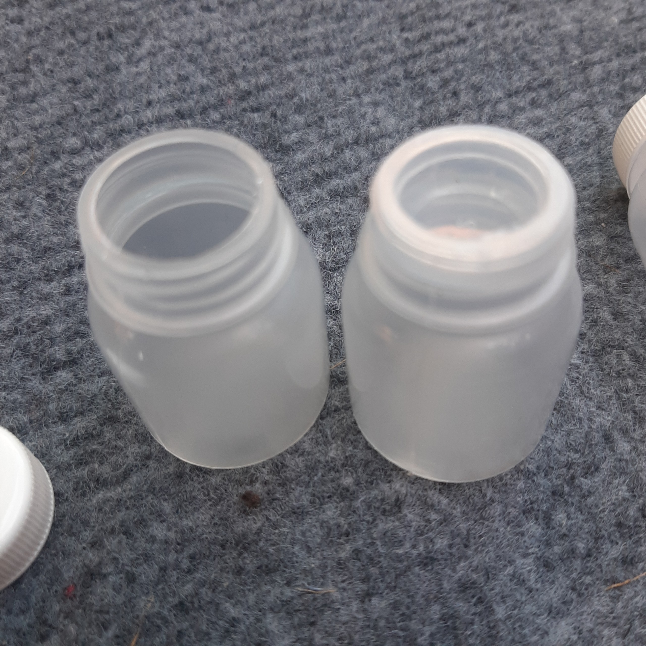 50 Lọ Nhựa Rỗng 15ml (combo 50 lọ)