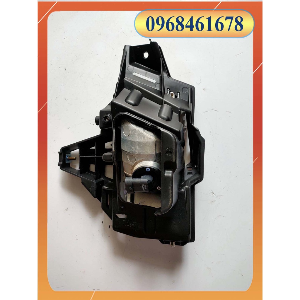 ĐÈN GẦM INNOVA 08-11