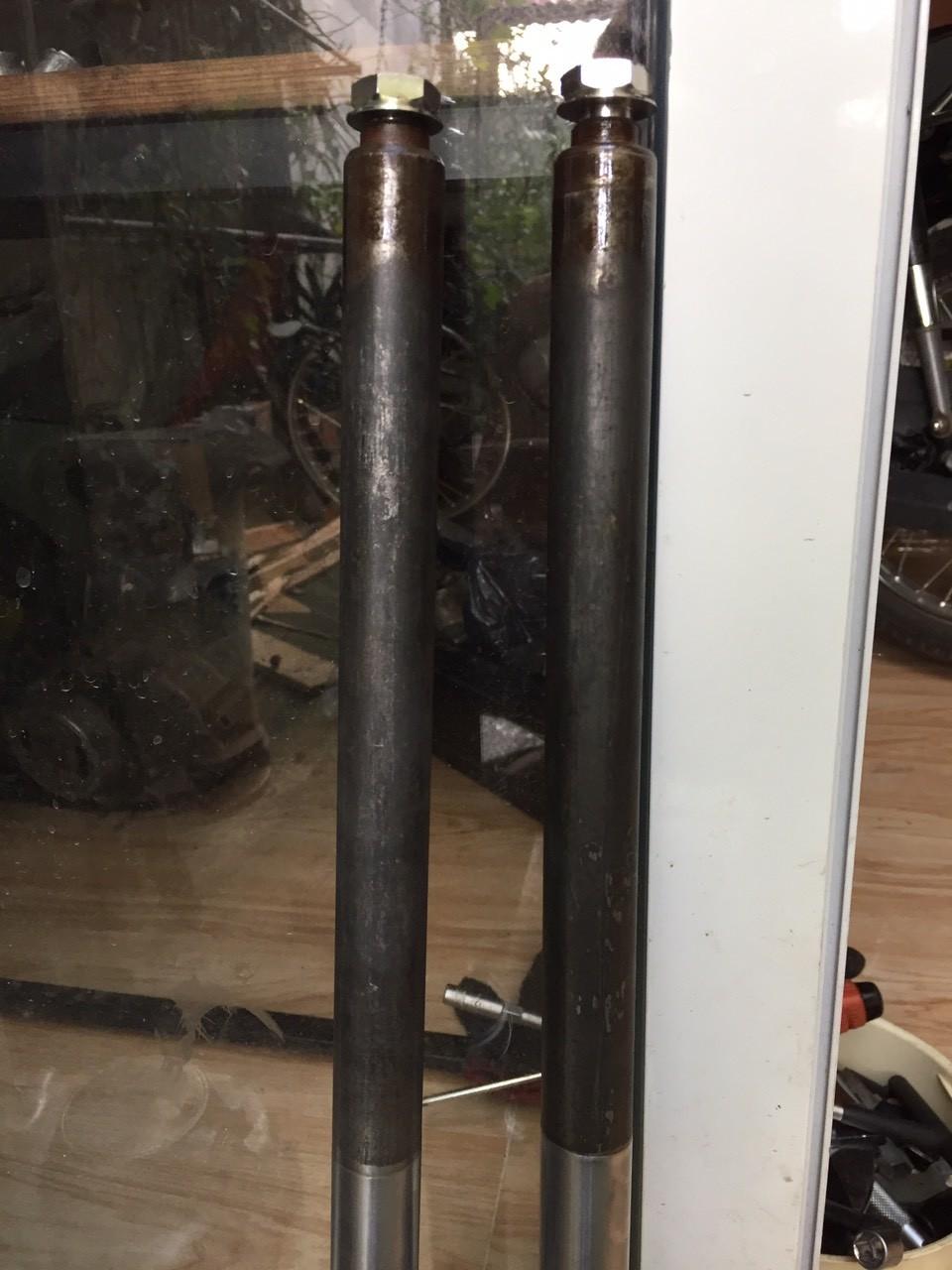 cặp phuột trước xe 67 hàng gia công