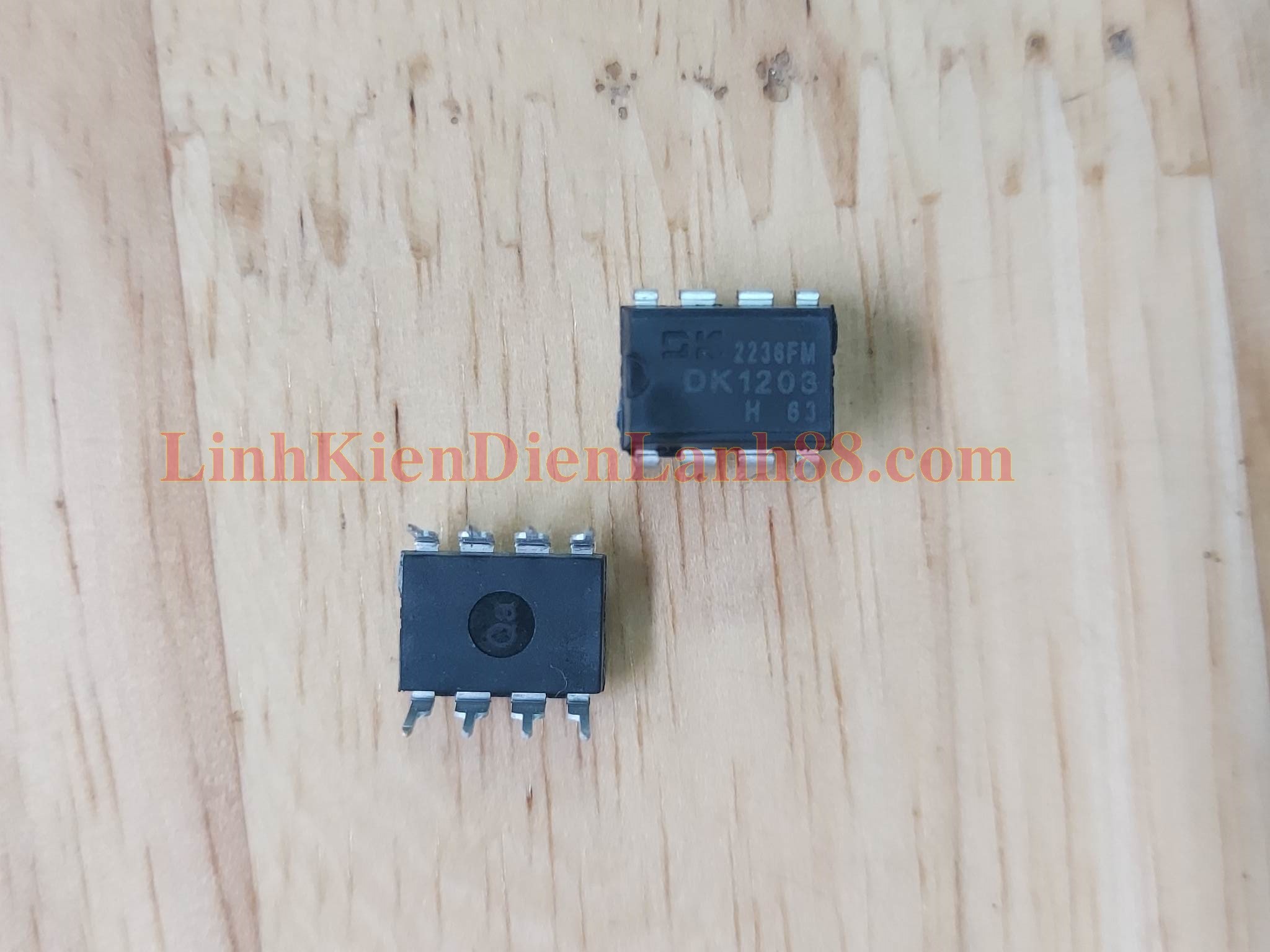 Ic nguồn dk1203 dip-8 chính hãng dks 100%