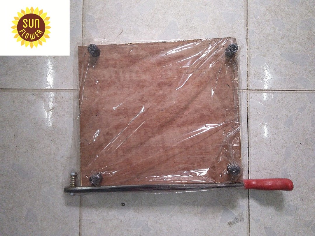 Bàn Cắt Giấy A4 Bằng Gỗ