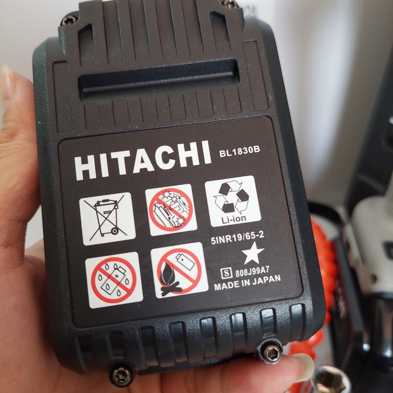 [ Hàng Cao Cấp] Siết Bulong Hitachi 20v công nghệ Japan
