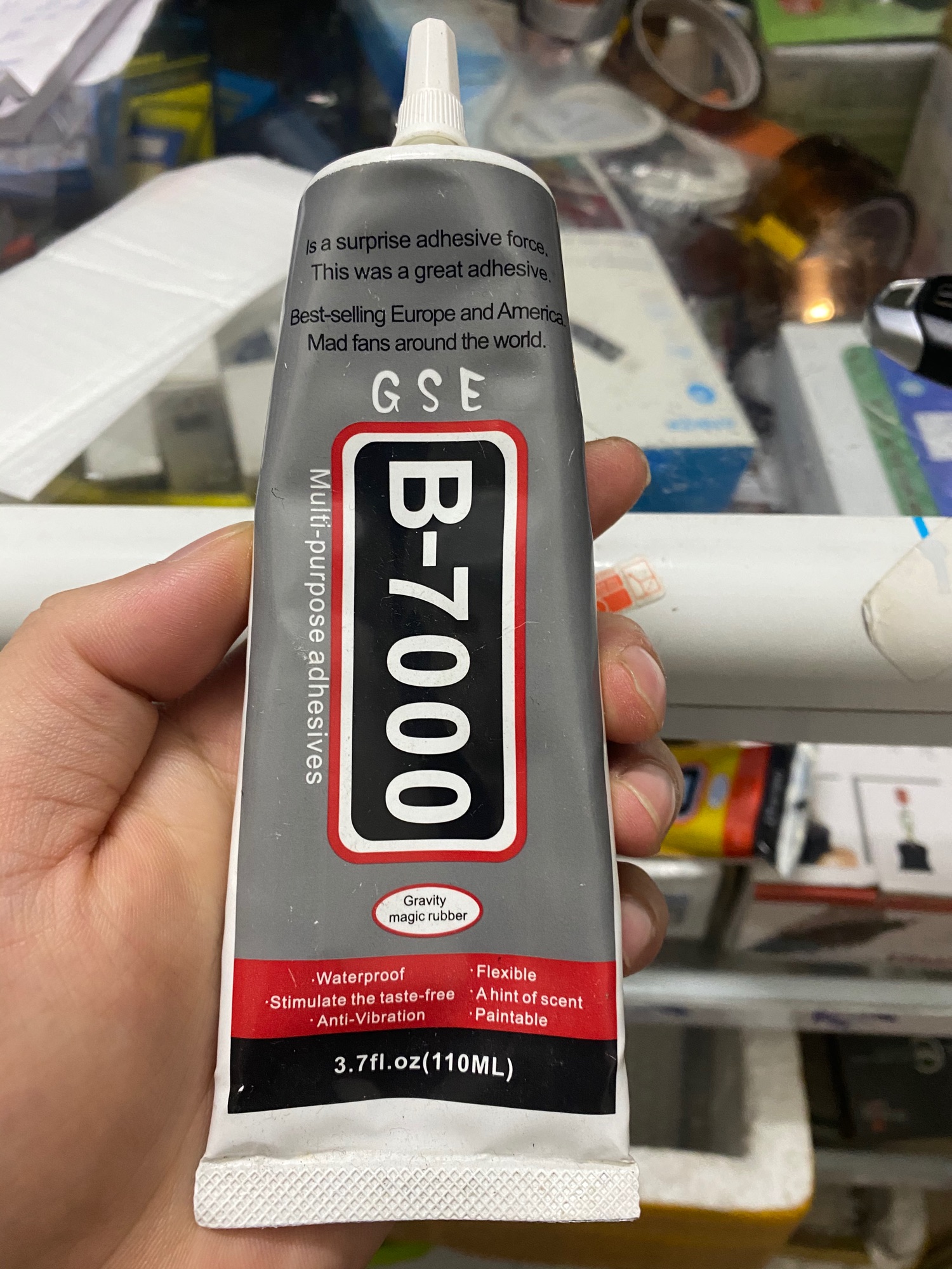 Keo dán ron, màn hình, dán đa năng màu trong B7000
