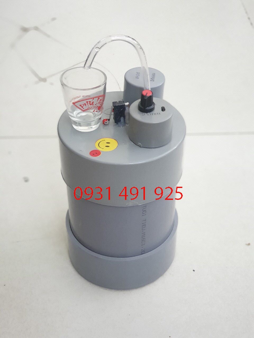 Bình rót ruou tự động thông minh