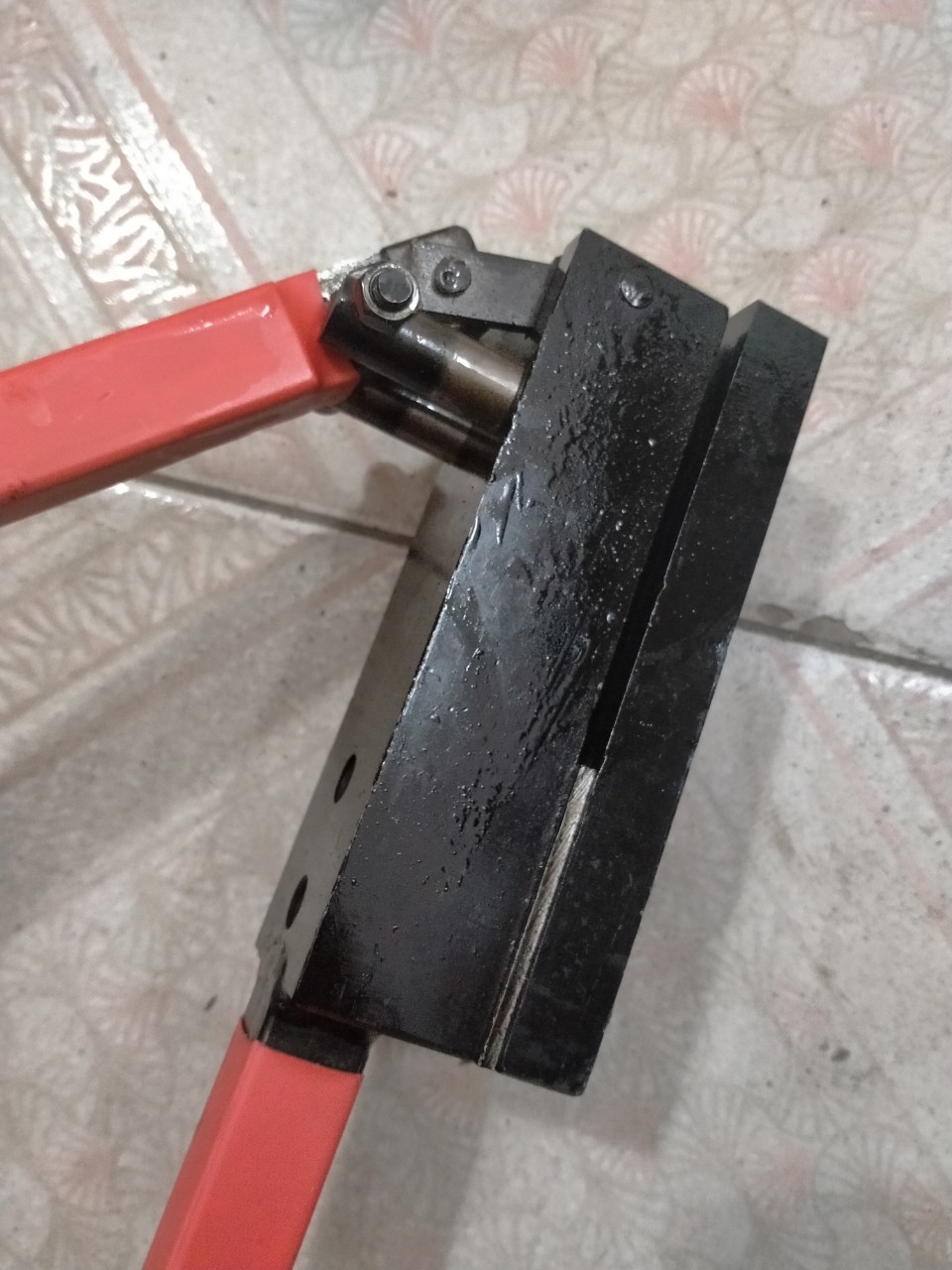 Kìm bấm ke vĩnh cửu cho cửa đi 55 xingfa
