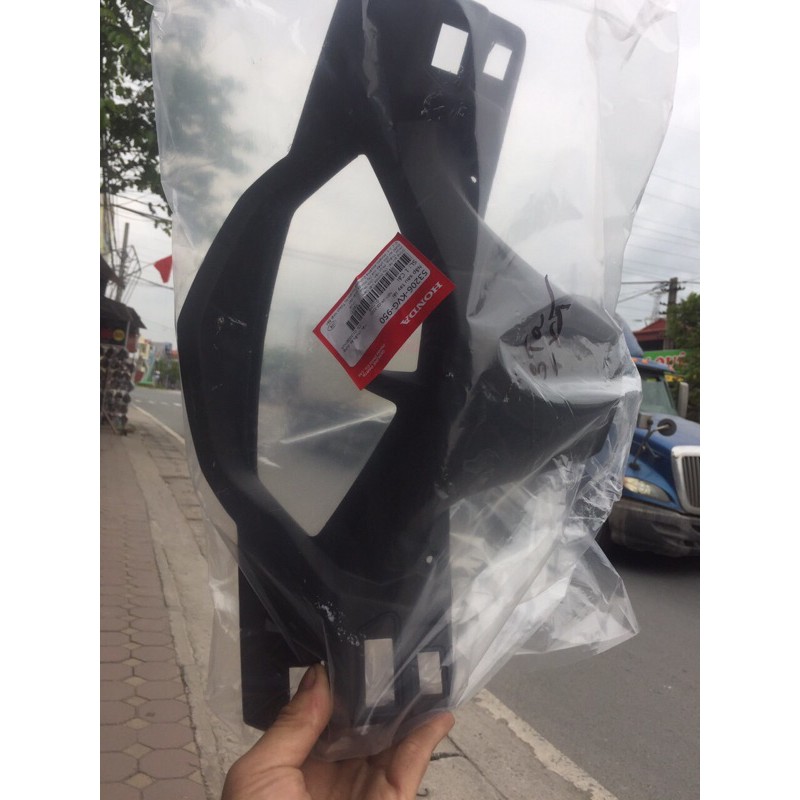 Ốp sau tay lái air blade 110 2007-2010 / bợ cổ ab 110