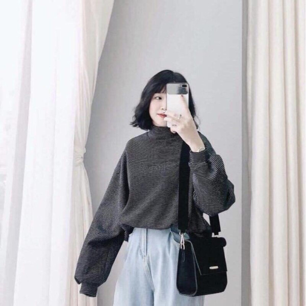 ÁO NỈ KẺ CỔ LỌ TAY BOM