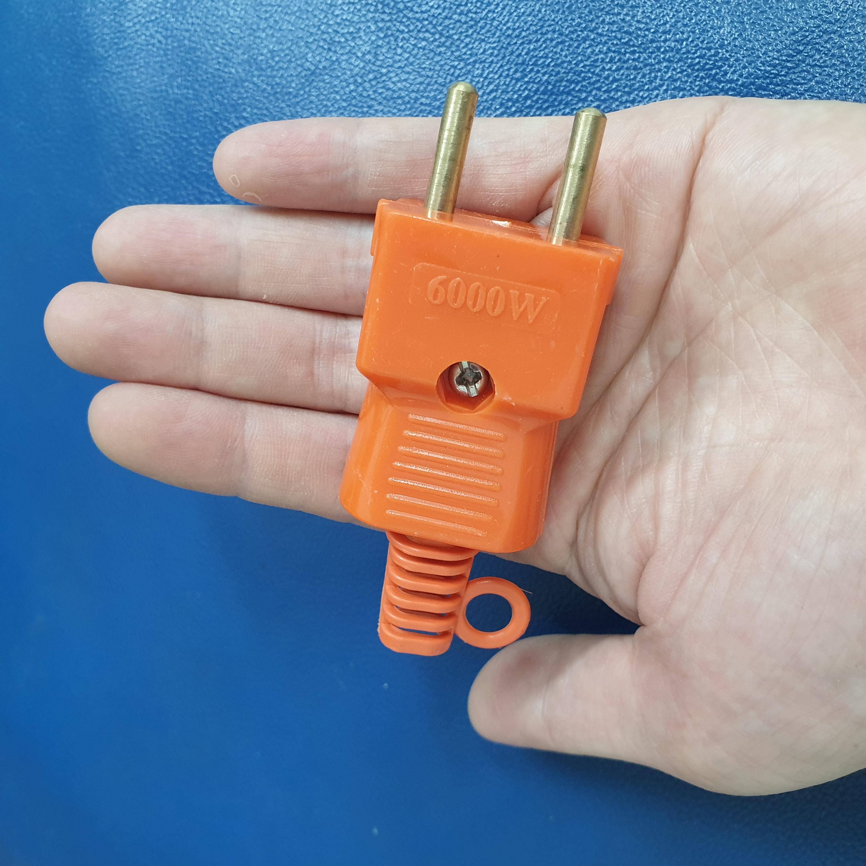 Phích cắm chịu tải 6000w