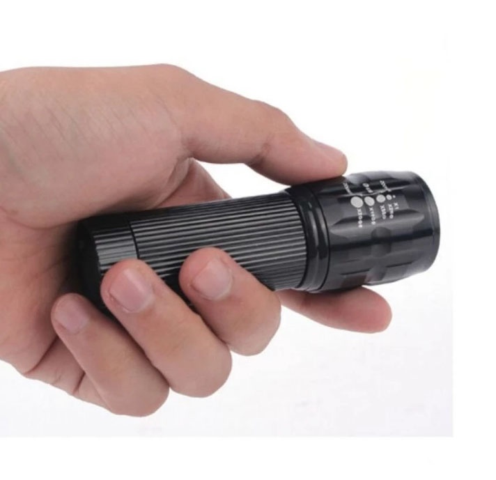 Đèn pin siêu sáng mini X2000