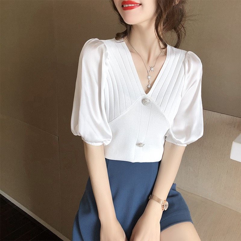 Áo thun len cổ tim tay voan phồng