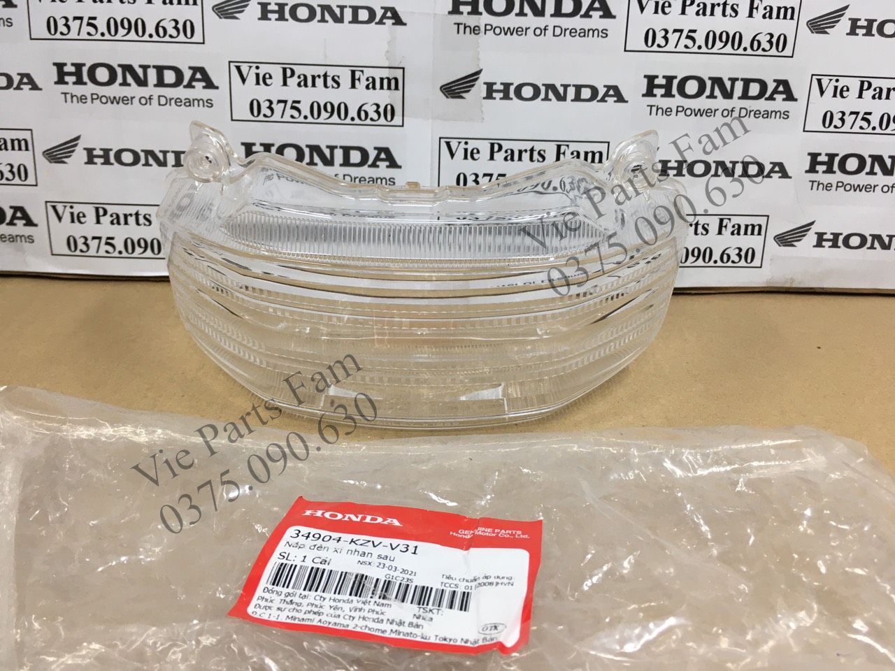 Nắp chụp đèn hậu dream 110 2013-2016, hàng din honda mới 100%
