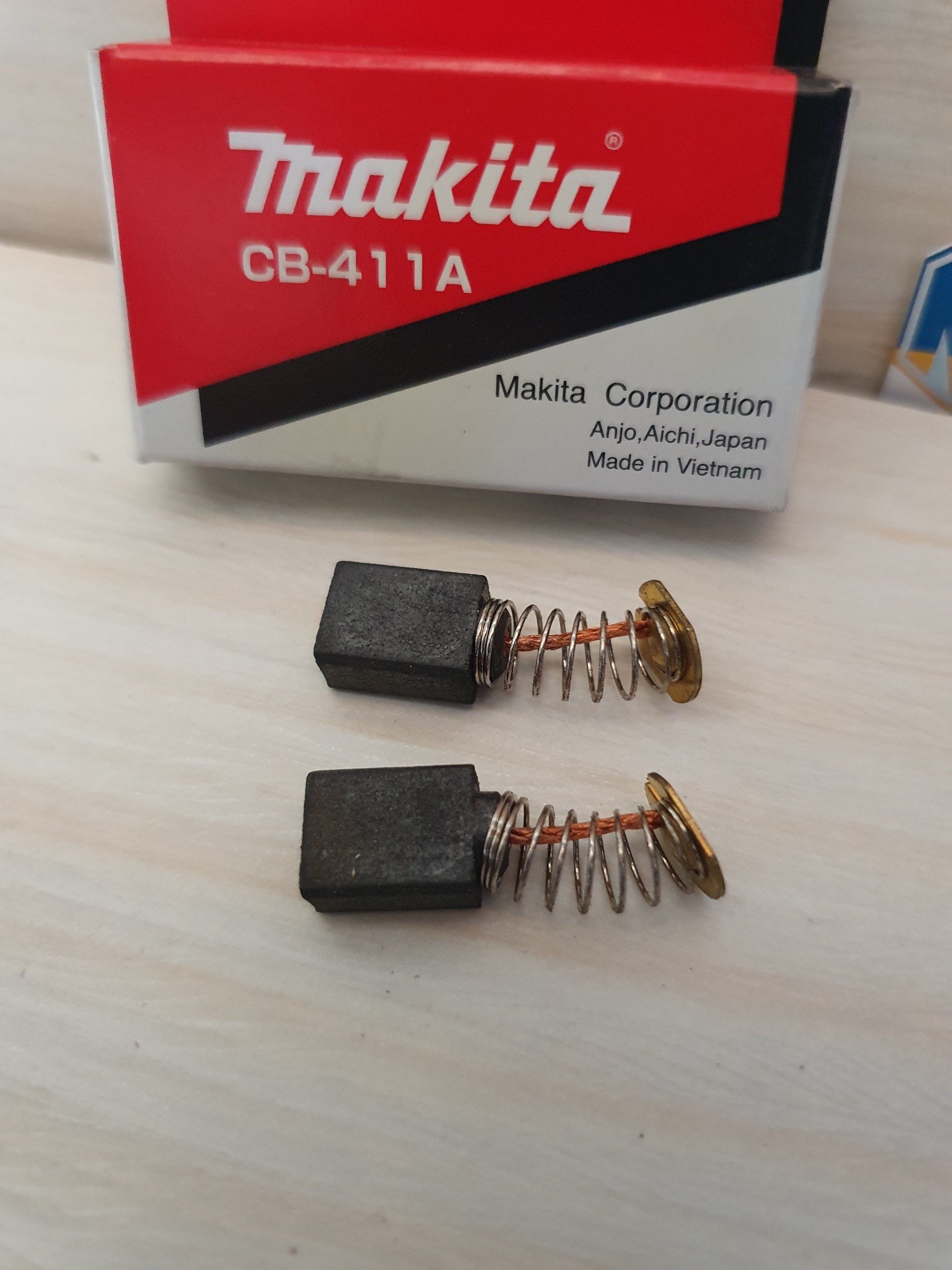 Chổi than Makita CB - 411