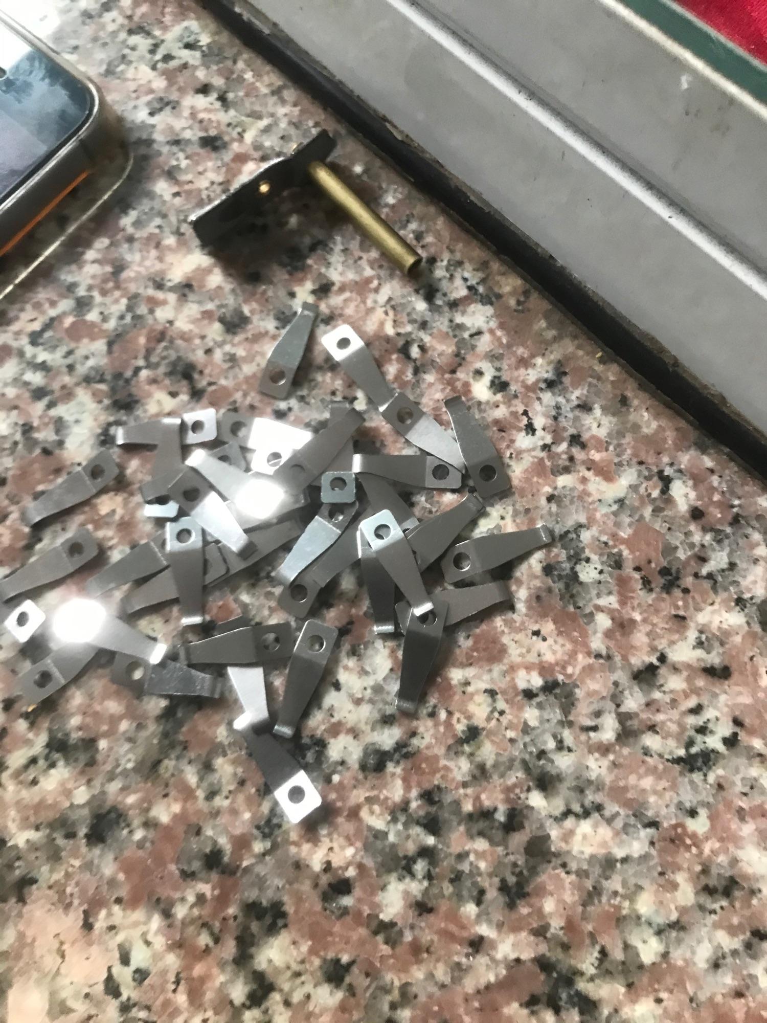Lưỡi gà zippo