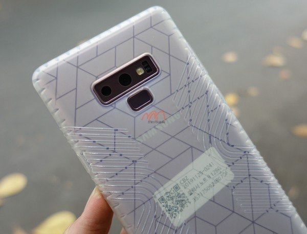 MUA 1 TẶNG 1 - Ốp Lưng Note 9 Tặng 1 Dán Lưng Vân Carbon