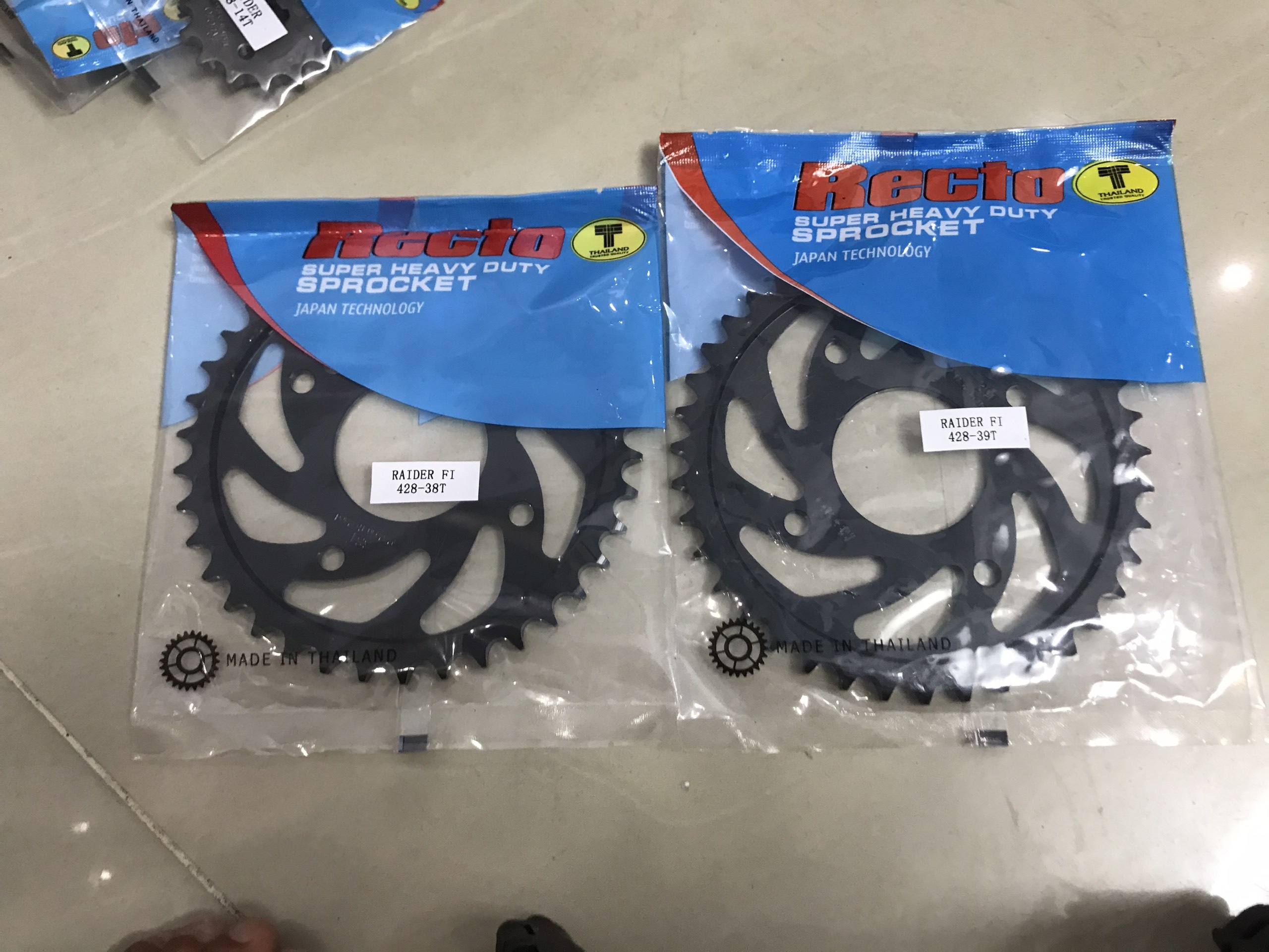 Bộ nhông sên dĩa RaiderFI và Satria (nhông14, dĩa39-Sên vàng Recto 9ly)