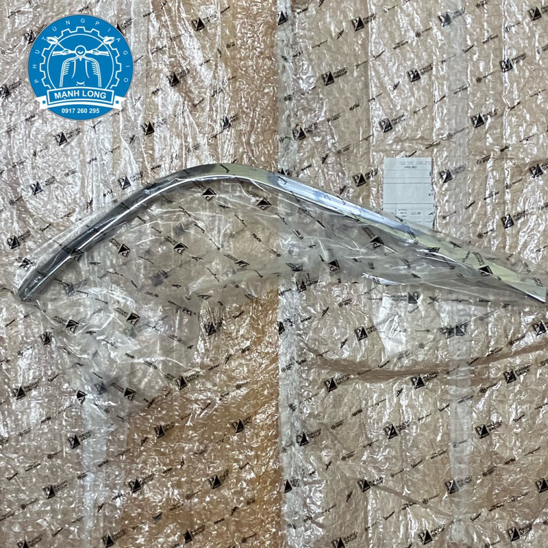 Bộ nẹp mạ chrome Vespa Sprint, Vespa primavera ( Chính hãng )