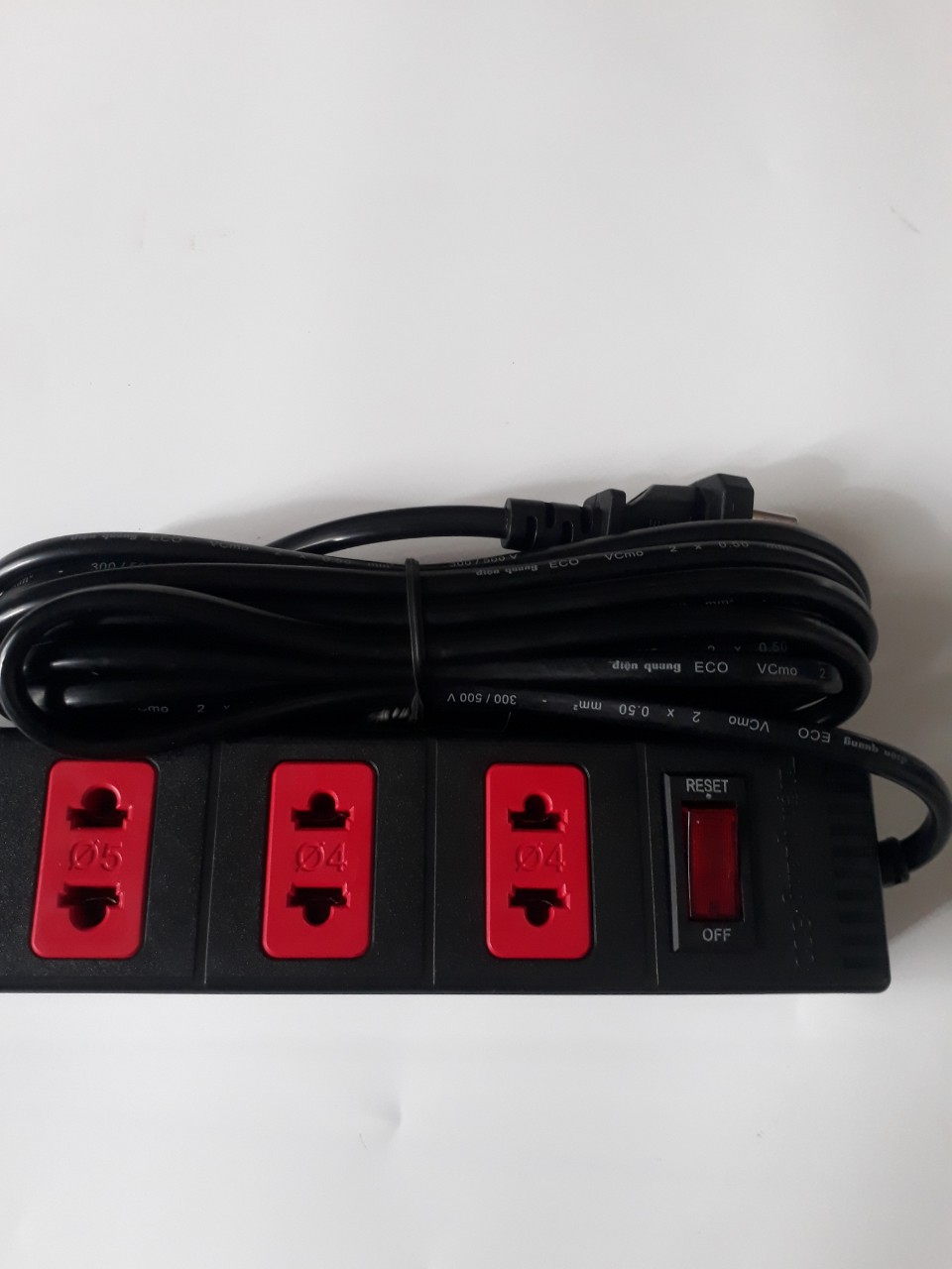 Ổ cắm 4 lỗ dây 2m,5m đen đỏ điện quang