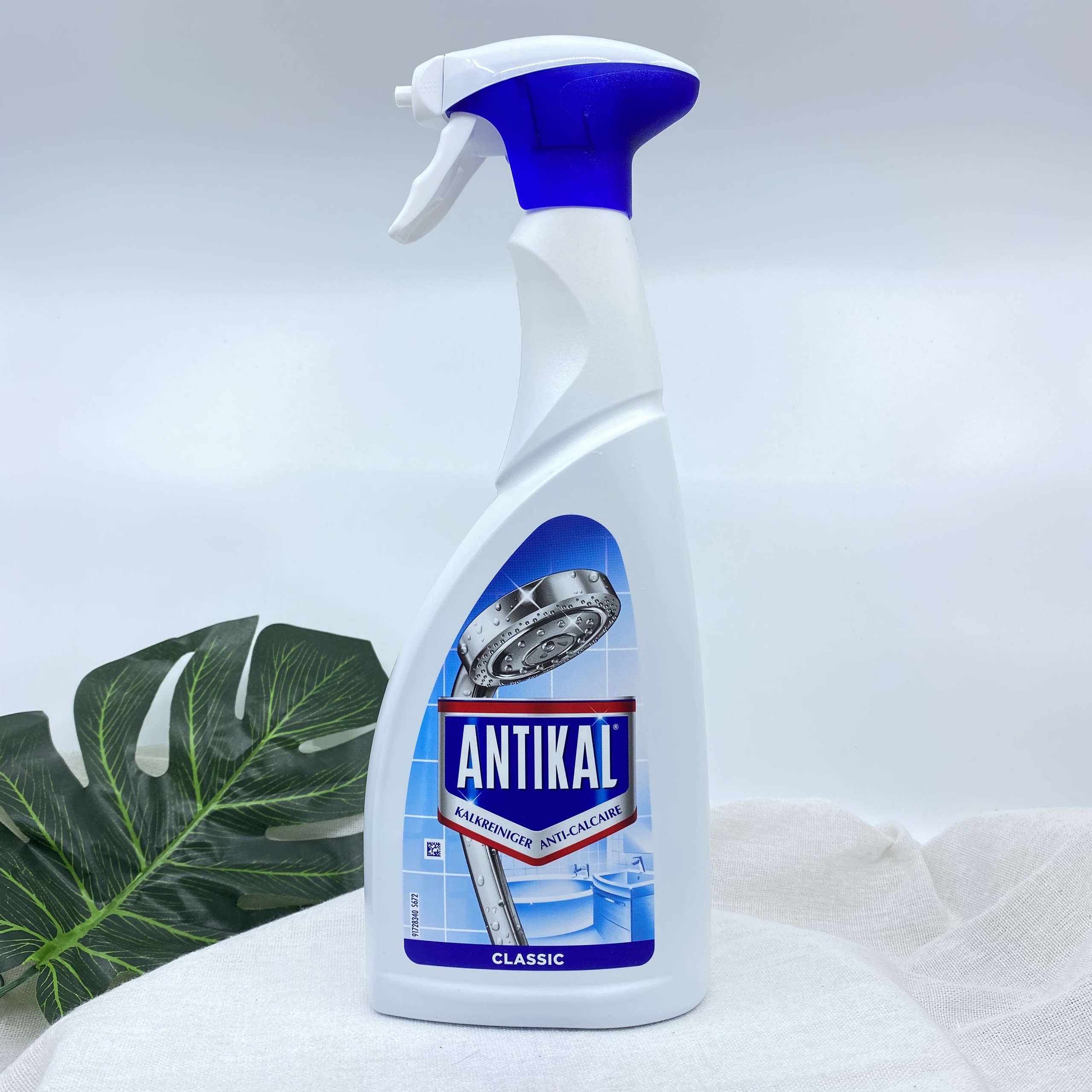 Xịt tẩy rửa đa năng tẩy cặn canxi trên đồ inox Antikal chống ăn mòn inox và ngăn cặn quay lại.