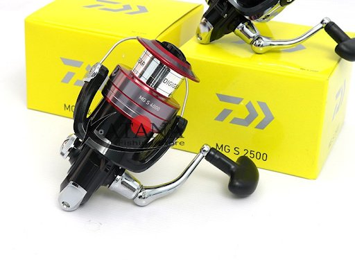 Máy câu cá DAIWA MG S