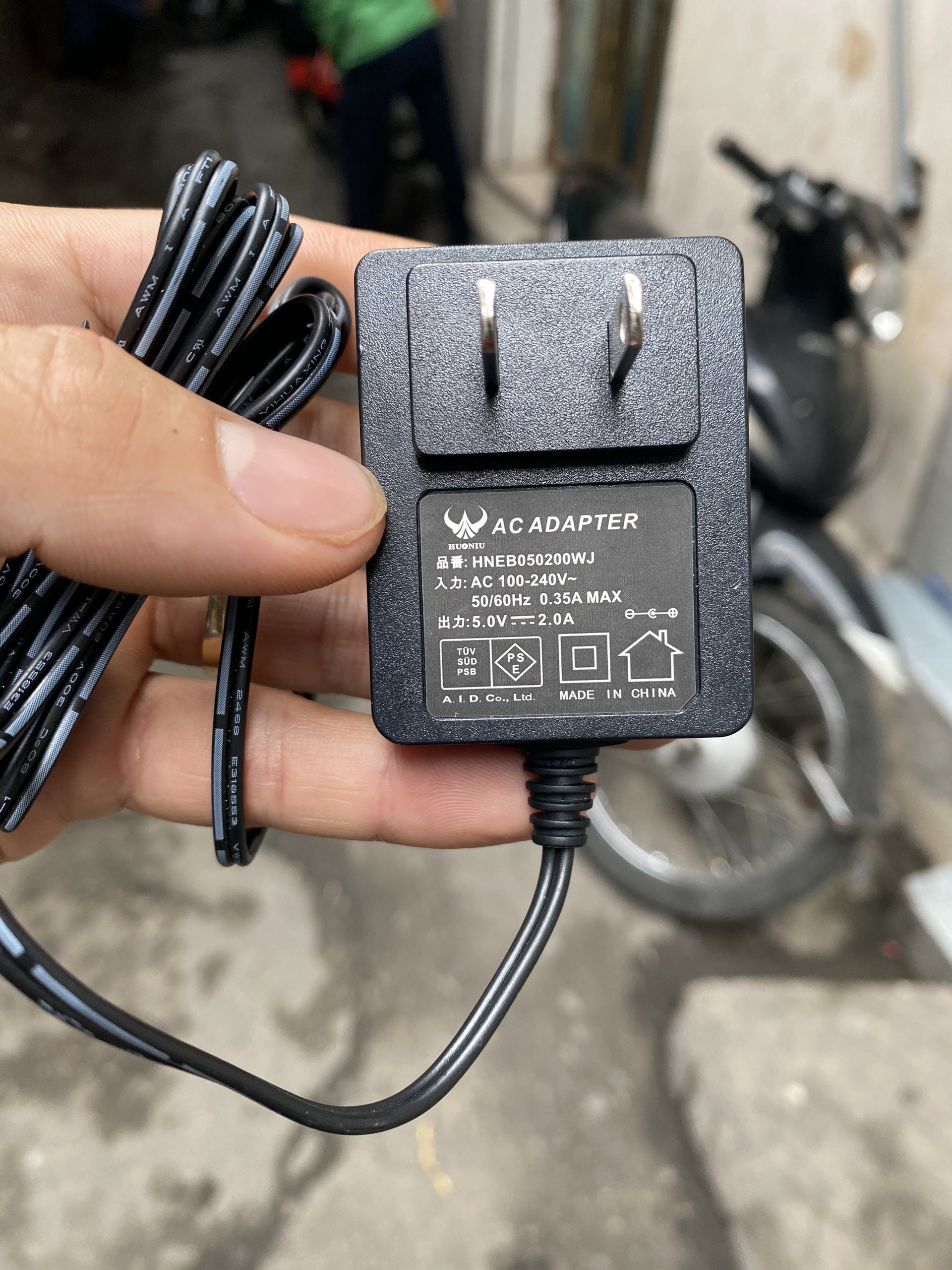 Dây nguồn máy chấm công vân tay