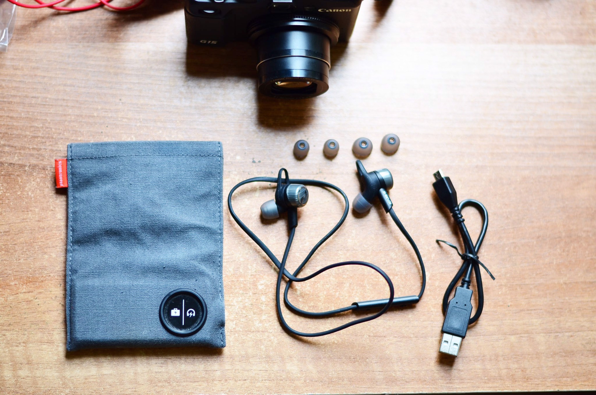 Tai nghe bluetooth thể thao Plantronics Backbeat Go 3