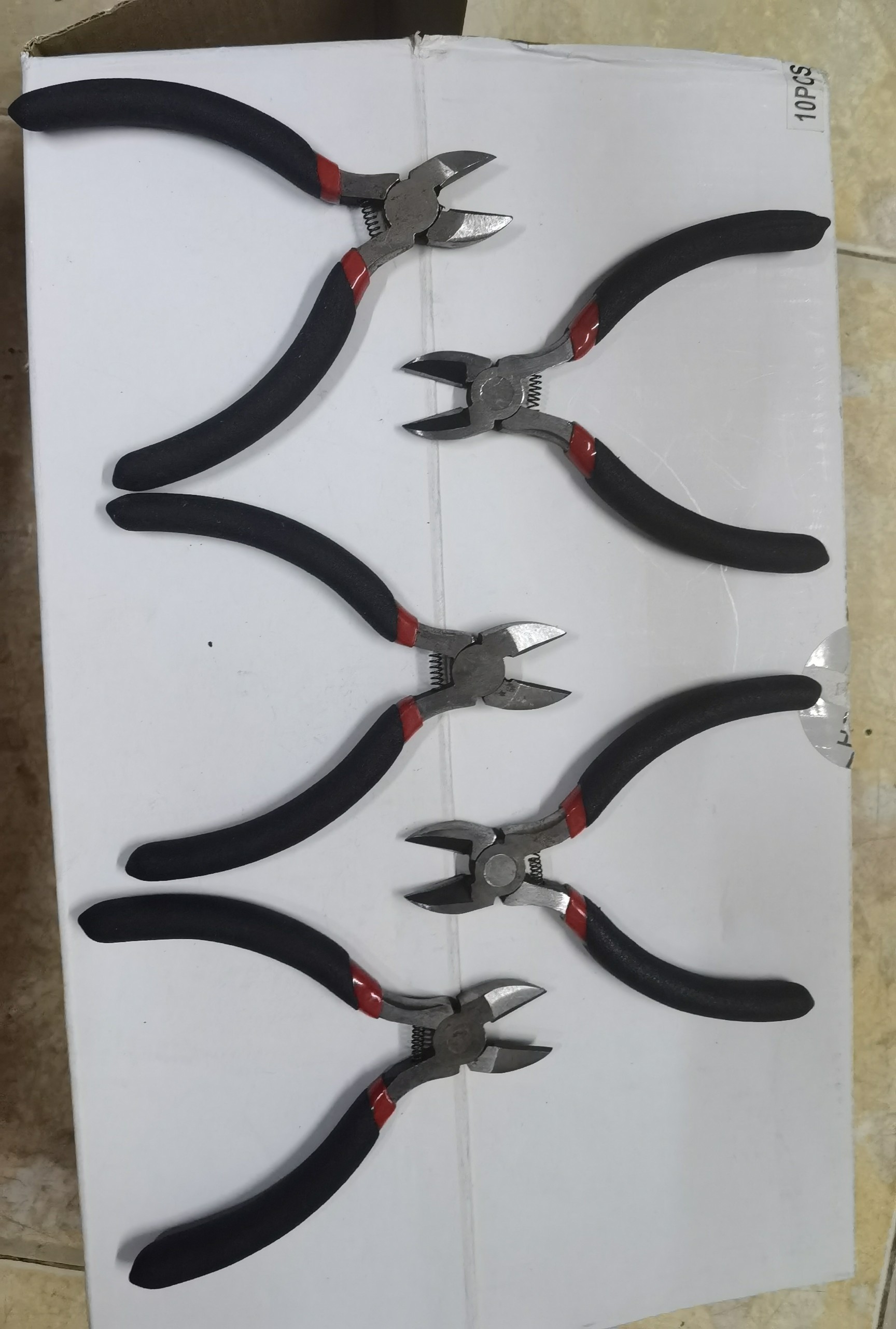 Kềm cắt 4.5 inch