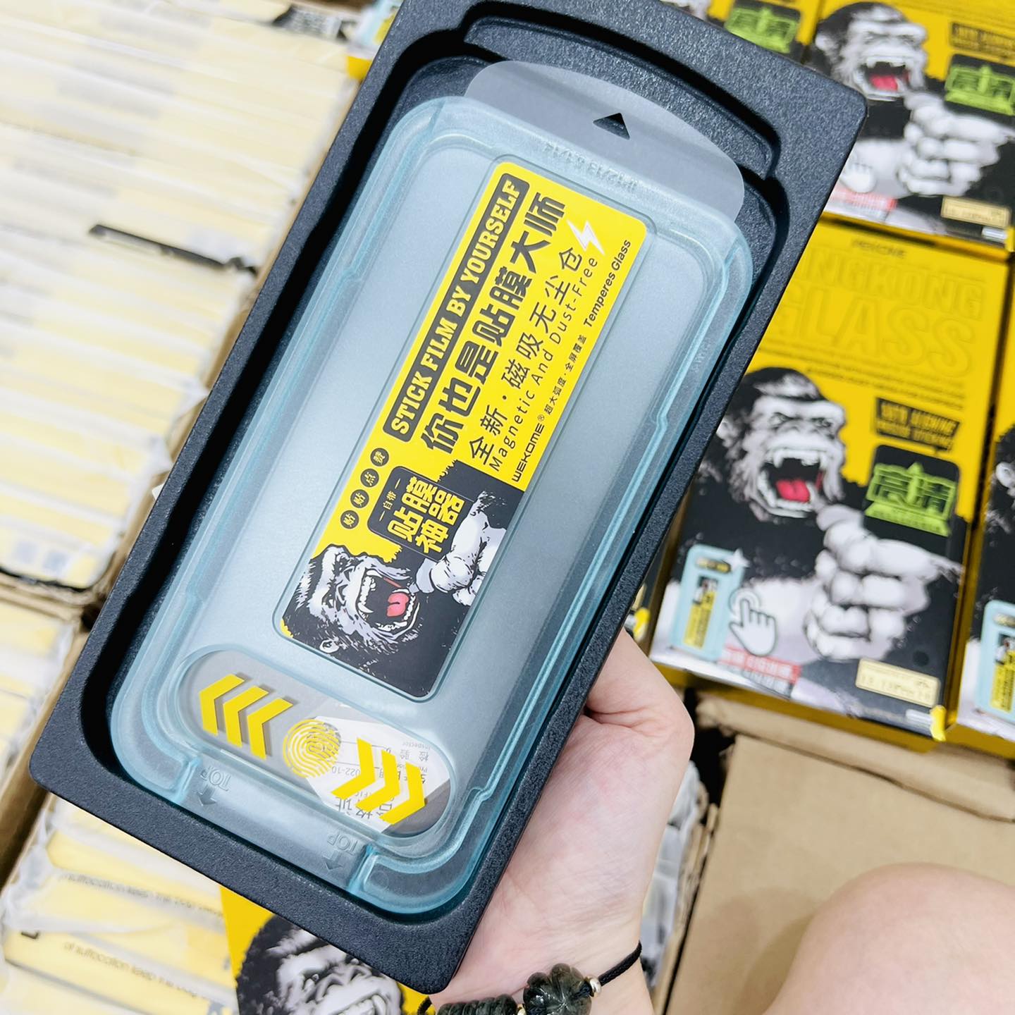 Kính Cường Lực dành cho iphone có Khung Tự Dán KingKong Ngăn Bụi Loa cho X/Xs/XR/XS Max/11/12/13/14/15/Pro/Plus/Pro Max - phukienhatde