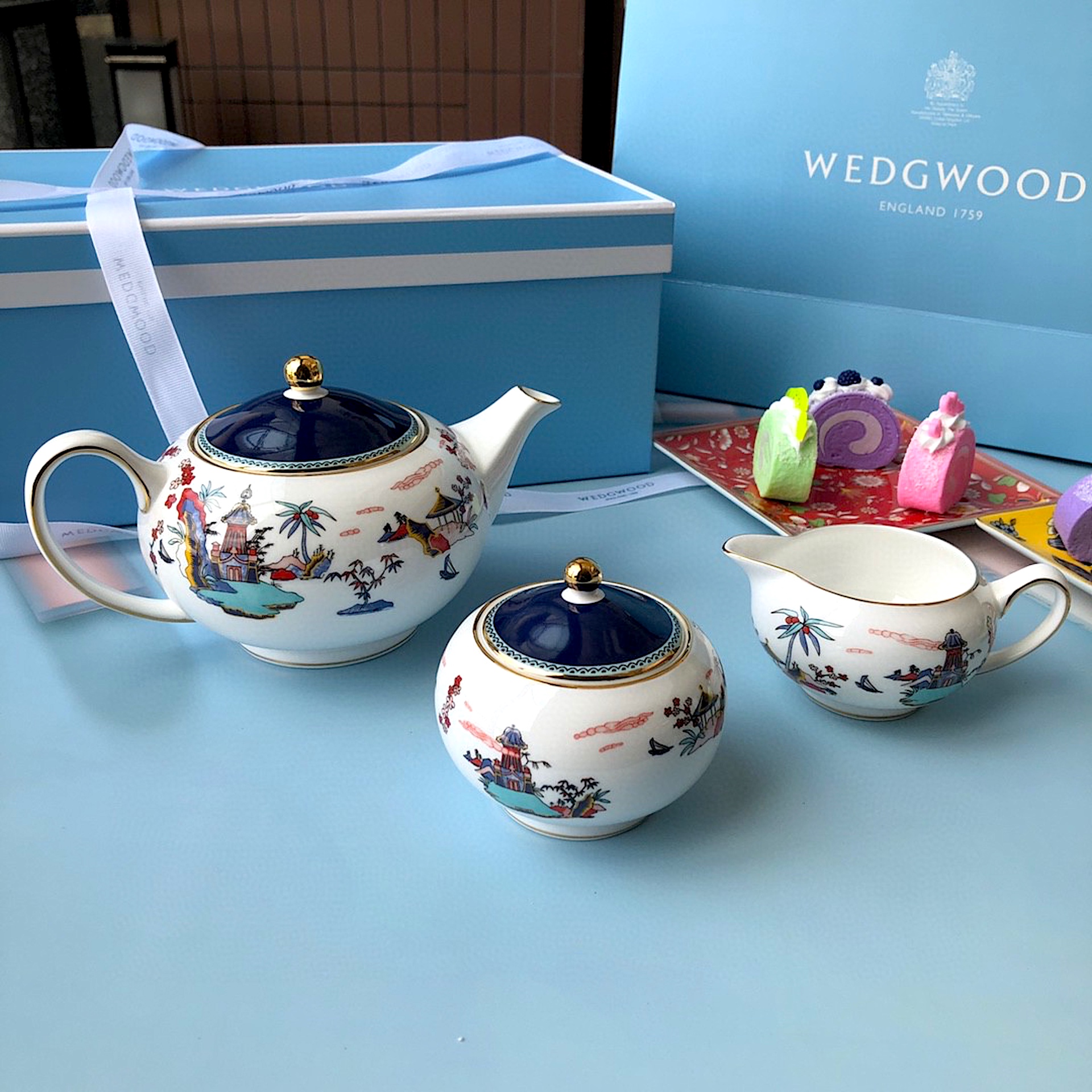Wonderlust Blue Pagoda 3 Piece Set