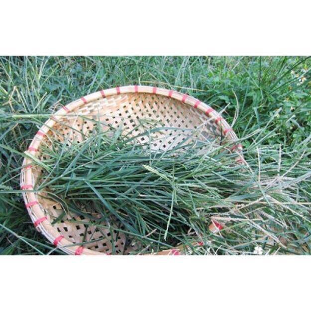 1kg cỏ mần trầu khô hàng loại 1.
