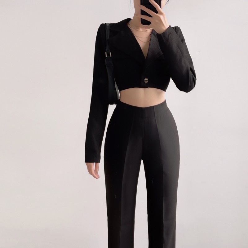 Áo Blazer Croptop Ứng Dụng Cao