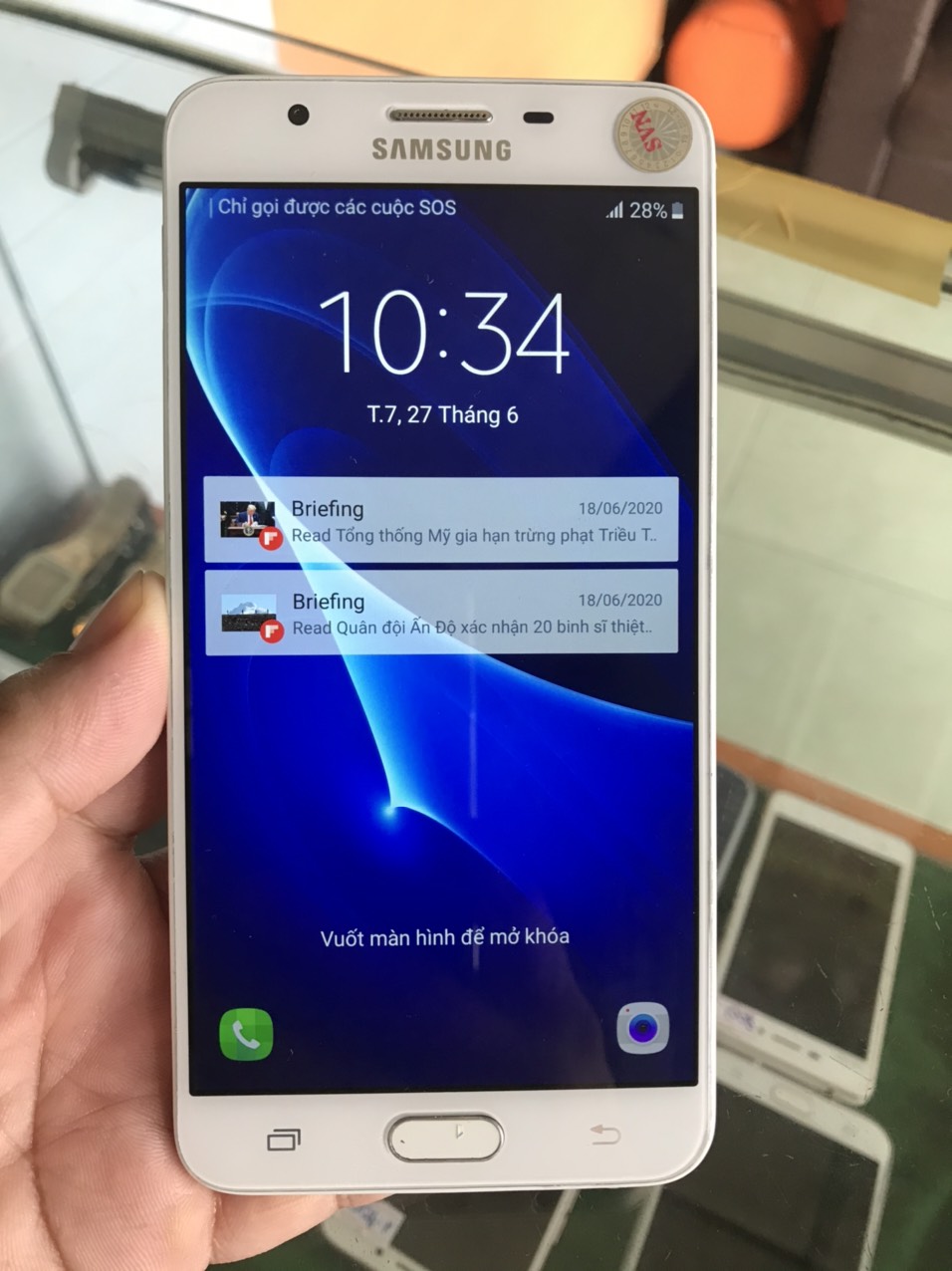 Điện thoại 4g Samsung j7 prime chính hãng 100%