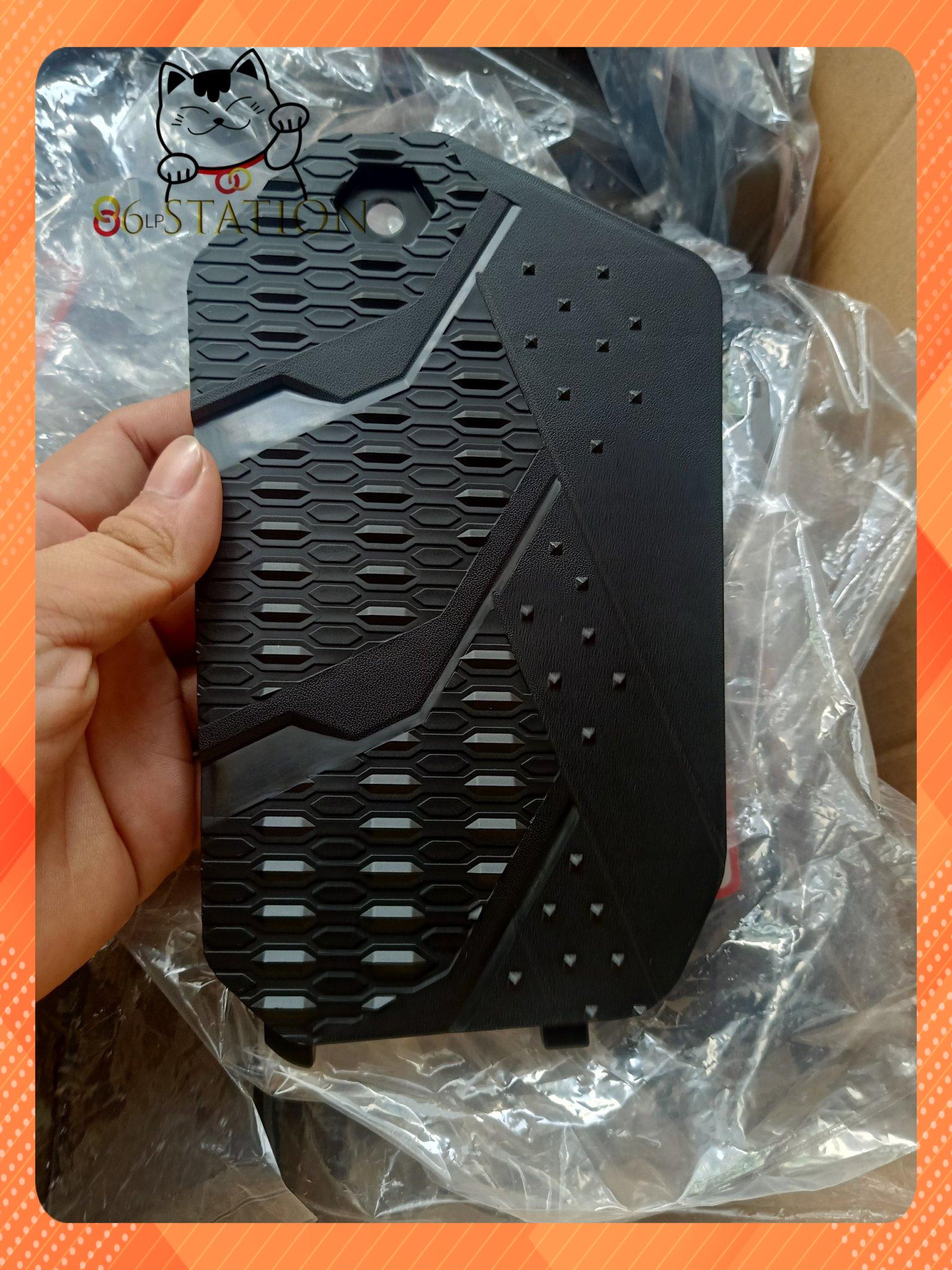 Nắp sàn chân vario click 2017