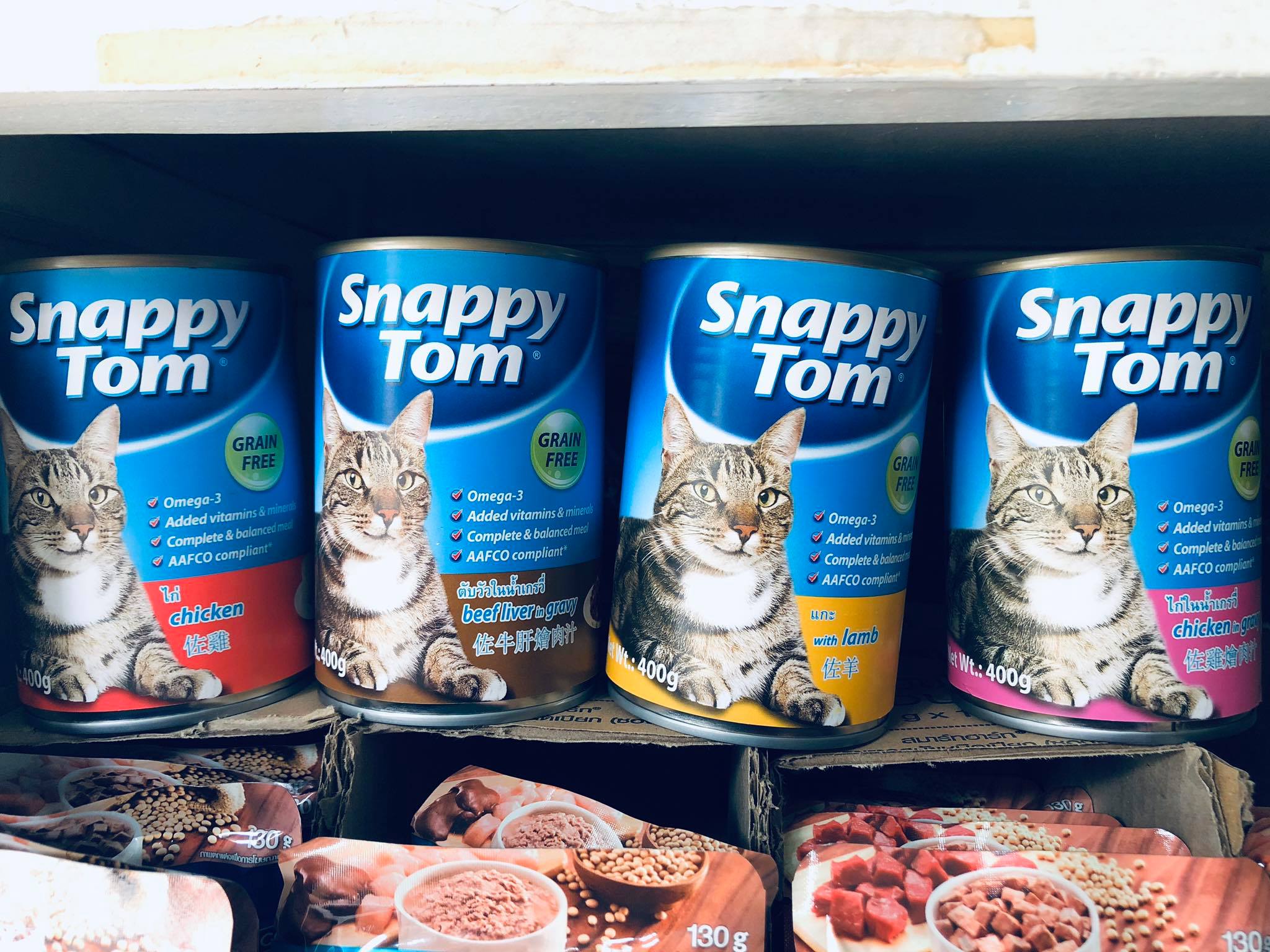 Pate cho mèo Snappy Tom vị gà lon 400g