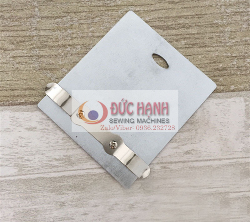 MẶT VUÔNG MÁY MAY GIA ĐÌNH CON BƯỚM