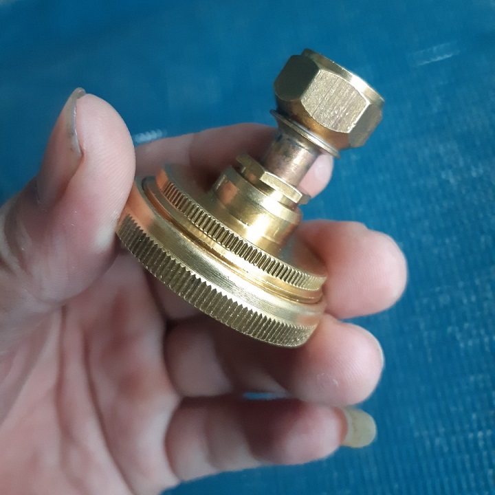 Béc Phun Sương Thẳng Thau 7 Lỗ