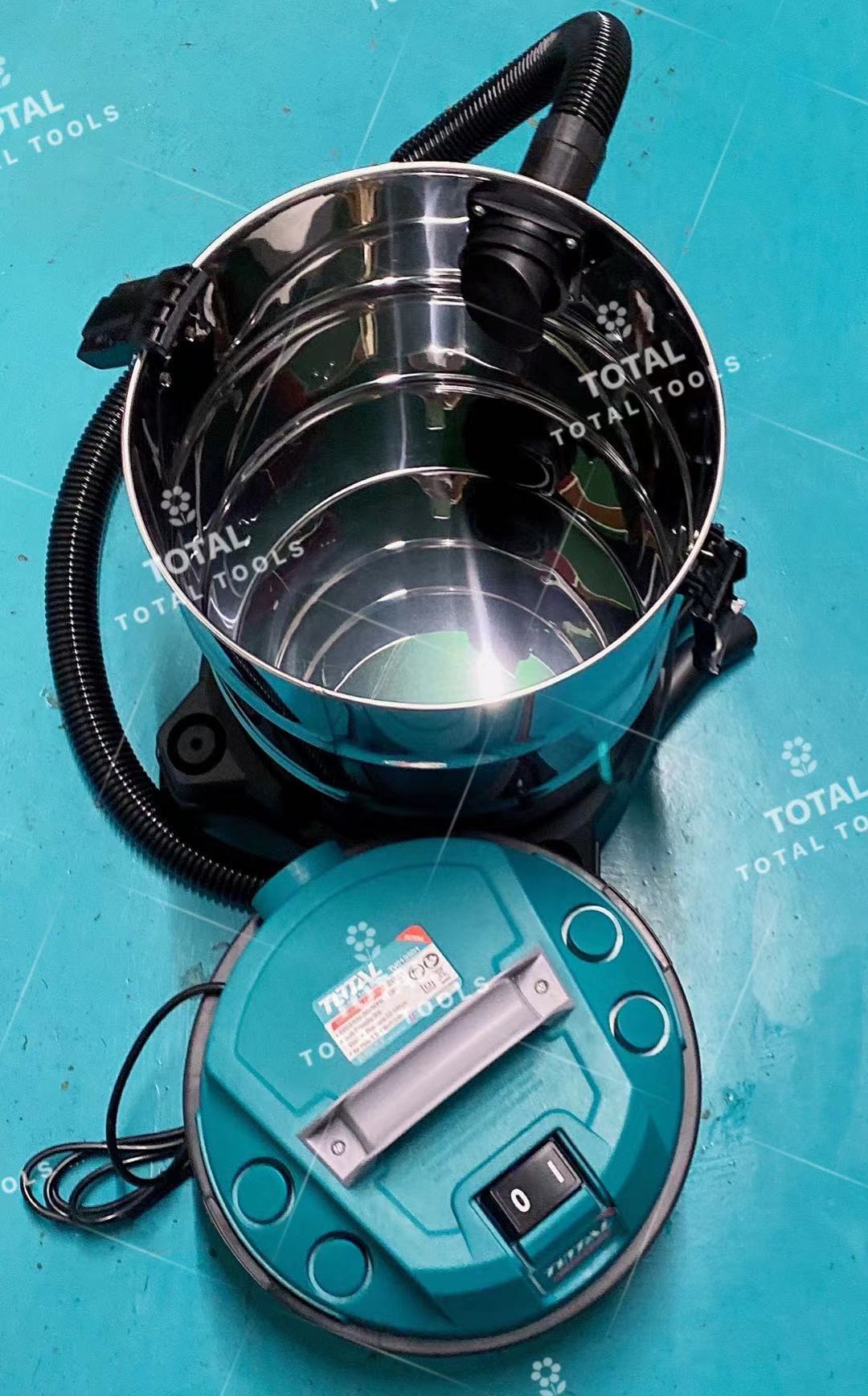 [HCM]Máy hút bụi 30 Lít 1300W Total TVC13301 ( hút khô & ướt )