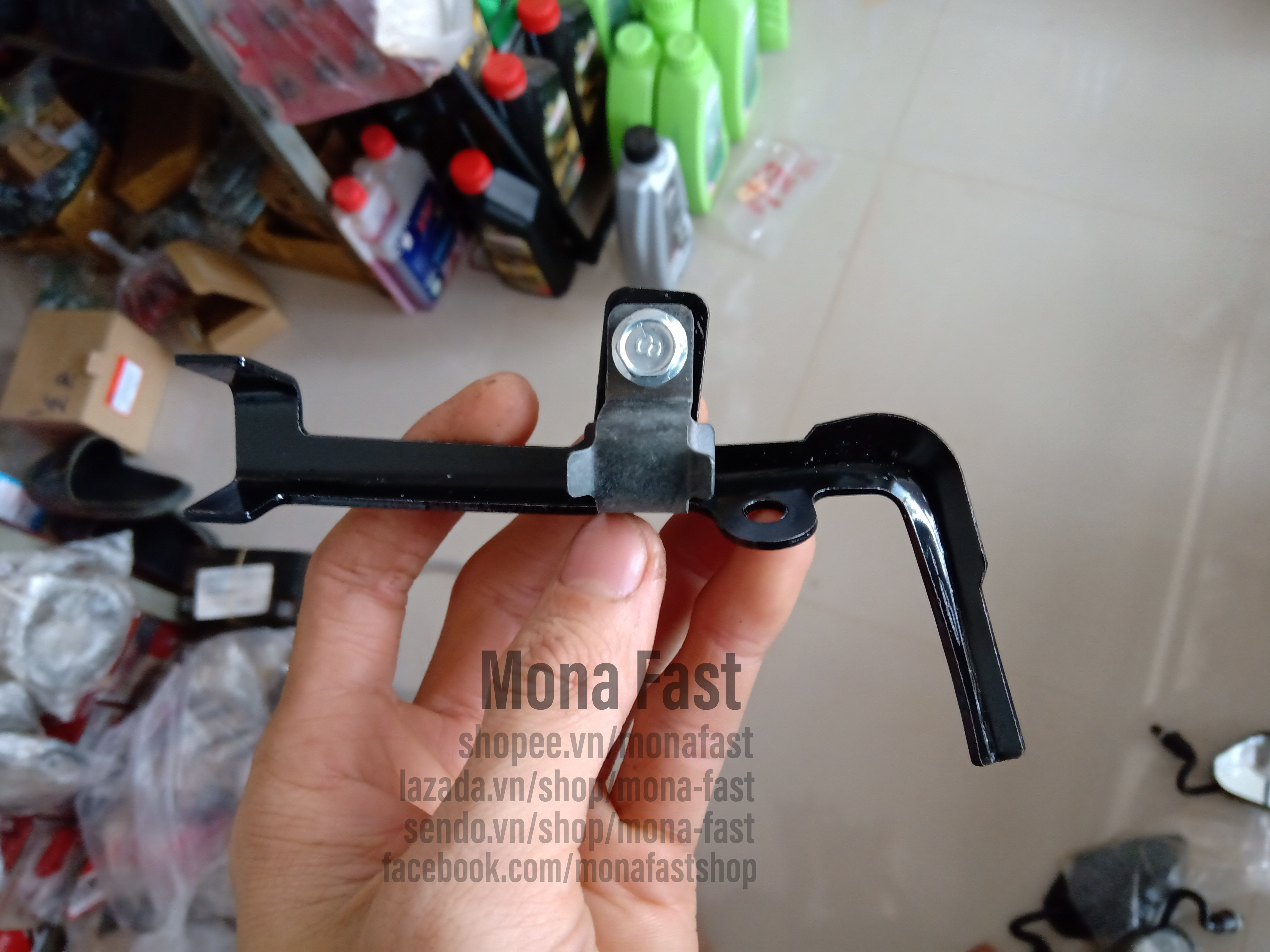 Pat giữ dây dầu trước xe máy. kẹp giữ dây dầu trước